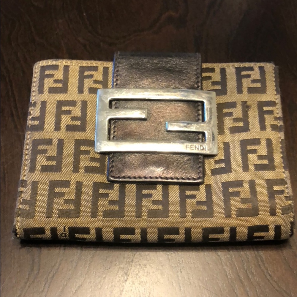 Vintage Fending Wallet